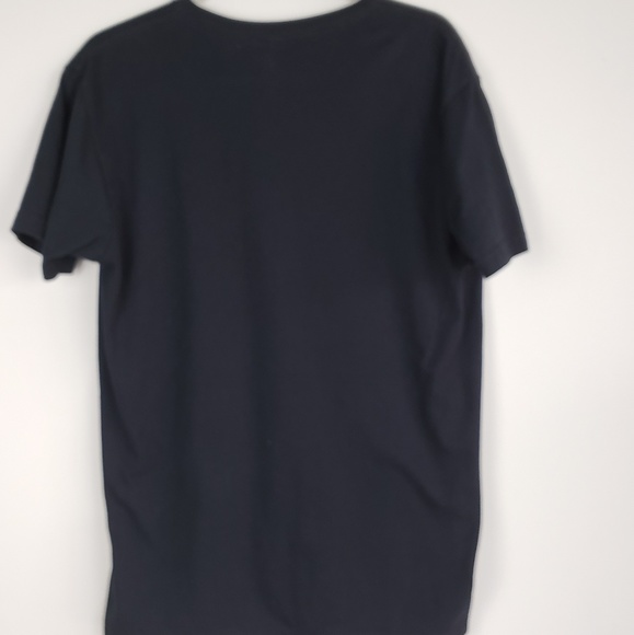 NEXT LEVEL APPAREL T-SHIRT LOVE WINS - Picture 3 of 3